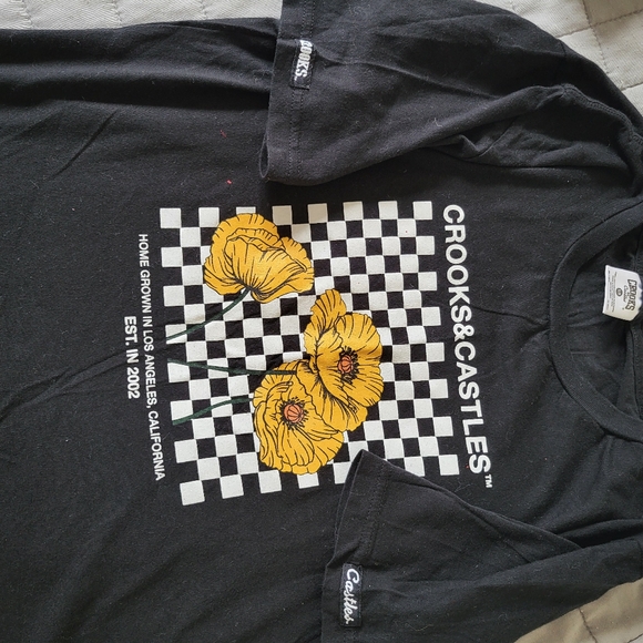 Crooks & Castles Tshirt - Picture 4 of 6